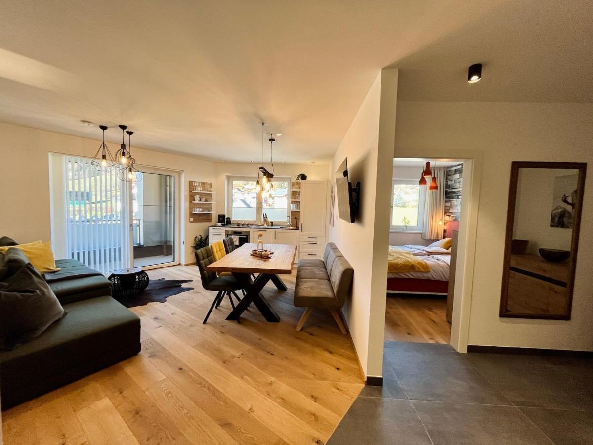 Alpin Art Appartements Grobming Eksteriør bilde